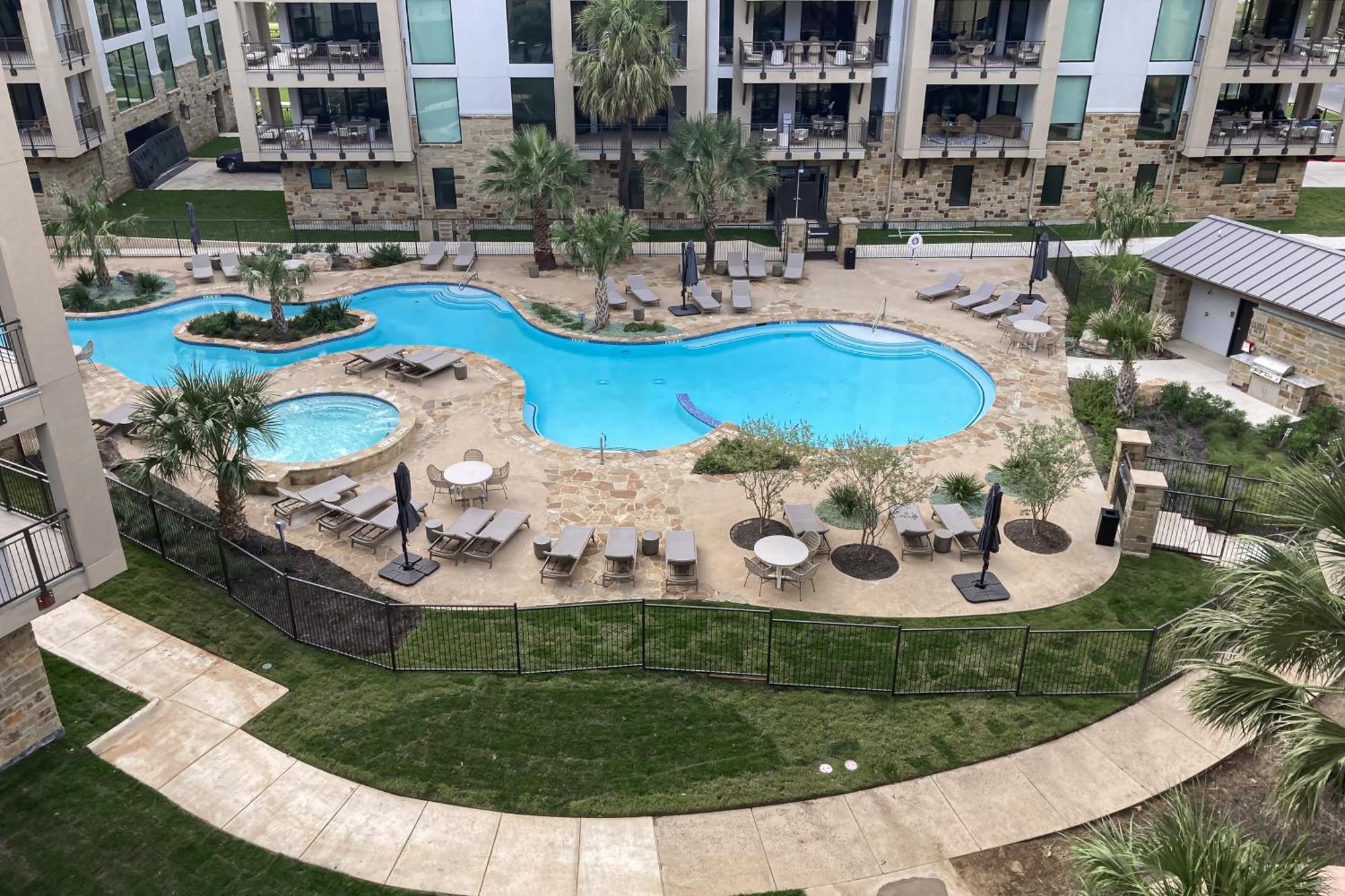 The Waters Condo Building 3 Horseshoe Bay Exteriör bild